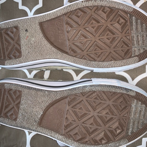 ♥️Converse SCHOOL SHOES!!!♥️ - Picture 6 of 6